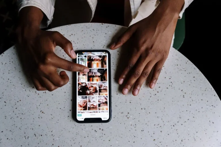 Communication sur les réseaux sociaux : la méthode avant les astuces