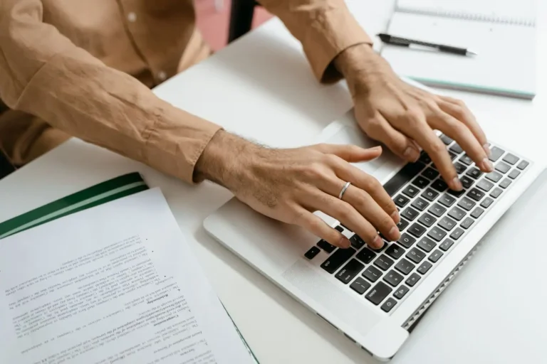 Créer une association en ligne : le guide clair et gratuit