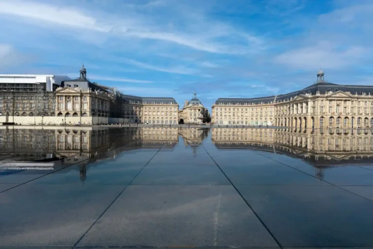 Offre d’emploi à Bordeaux : où chercher et comment postuler