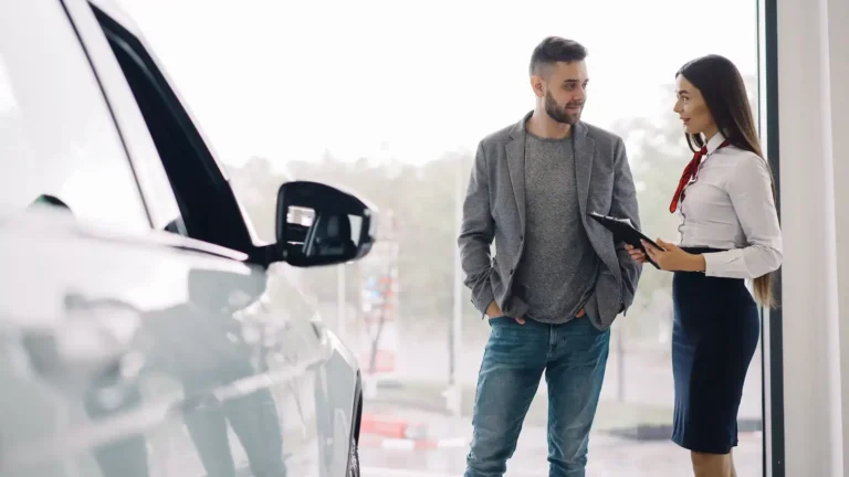 Relation client Renault : ce que révèle un modèle en réseau